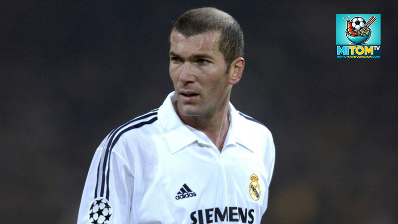 Zidane được xem là một trong những cầu thủ vĩ đại nhất mọi thời đại